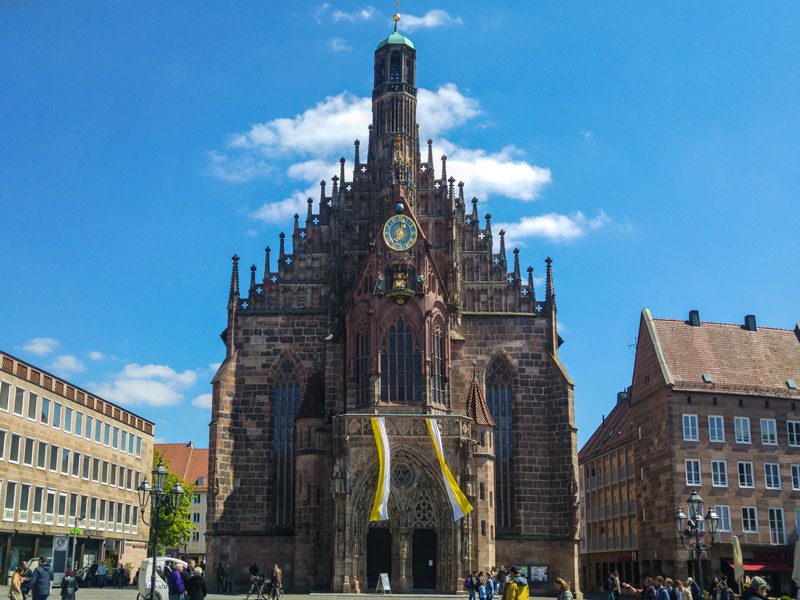 Copertina---Frauenkirche-Nürnberg